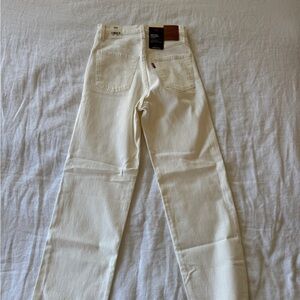 Levi's women’s Off-White Straight Jeans